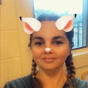 Meet your Posher, Candis